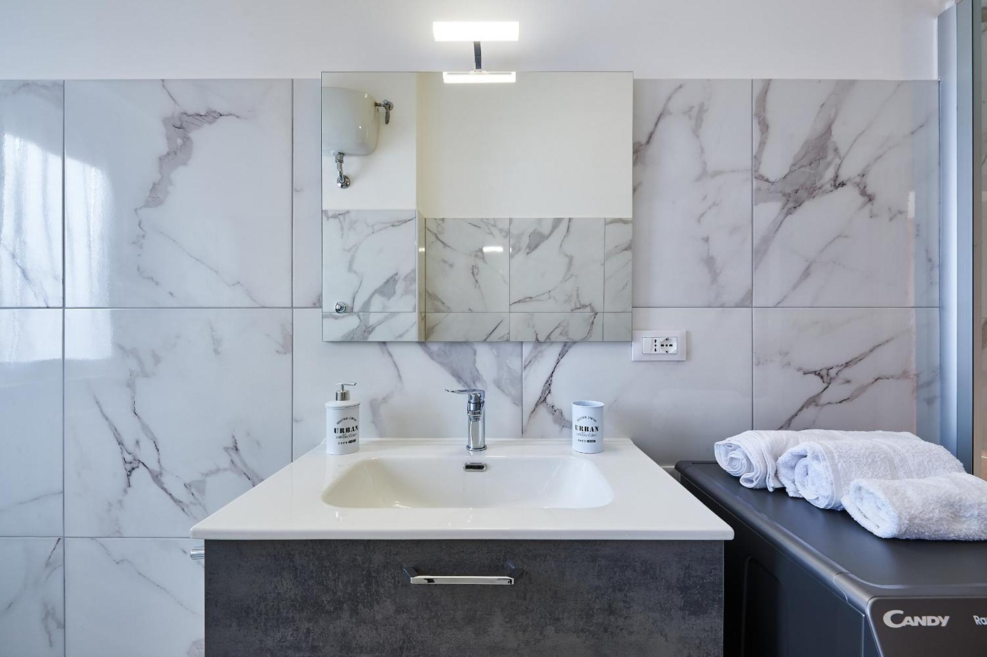 Apartamento 15 Minuti Da San Giovanni - A C, Wifi E Smart Tv *